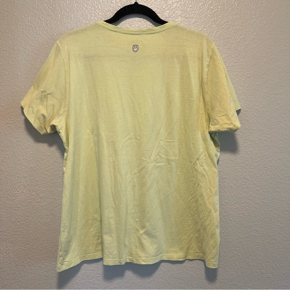 Life Is Good Women size L T-Shirts Lot Of 2 Gift Camping Short Sleeve Relaxed - Picture 8 of 8